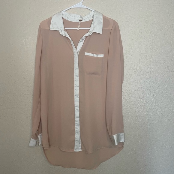 Free People Tops - Free People Chic Tan and White Button-Up Blouse
